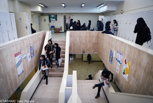 بـایـدها و نـبـایـدهای مواجهه با اســـاتــیــد کدامند؟